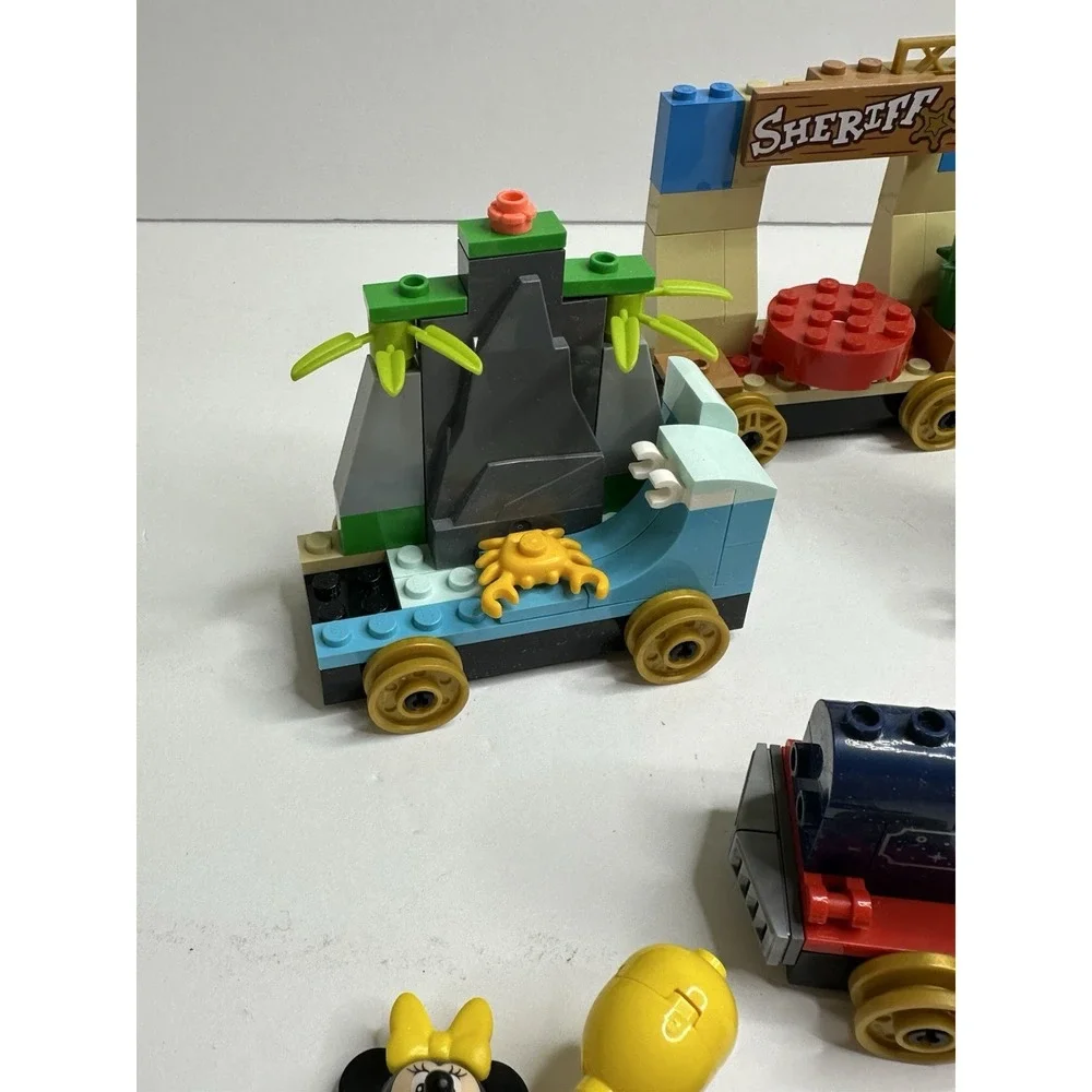 Legos Mickey Minnie Mouse Tinkerbell Peter Pan Woody Moana Train Set 43212